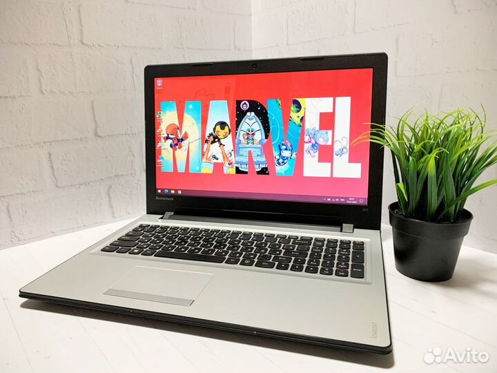 Ноутбук Lenovo 4 ядра/8Gb/2 видеокарты