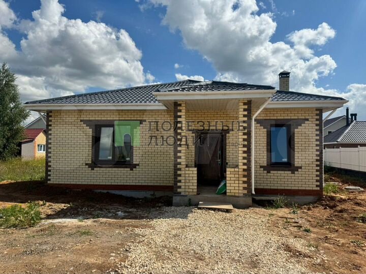 Дом 106 м² на участке 6,5 сот.