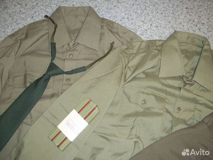 Офицерская рубашка, погоны и галстук вв СССР