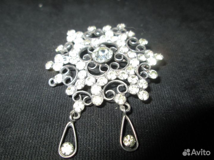 Брошь серебряная 60-х годов прошлого века