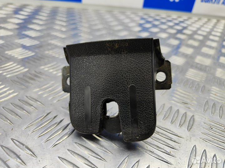 Замок багажника Volkswagen Touareg 3.6 BHK 280 Л.С