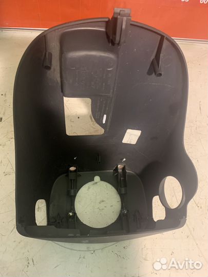 Renault Sandero Кожух рулевой колонки