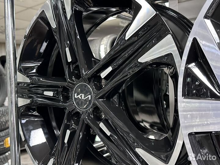 Новые диски r18 5x114.3 Kia