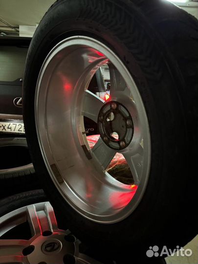 Комплект колес в сборе Lexus 570 R20
