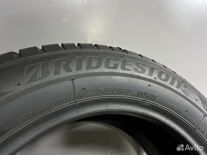 Bridgestone Blizzak LM-001 225/60 R18