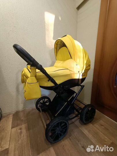 Коляска для новорожденных