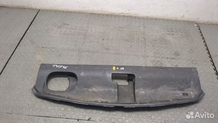 Накладка замка капота киа Sorento, 2016