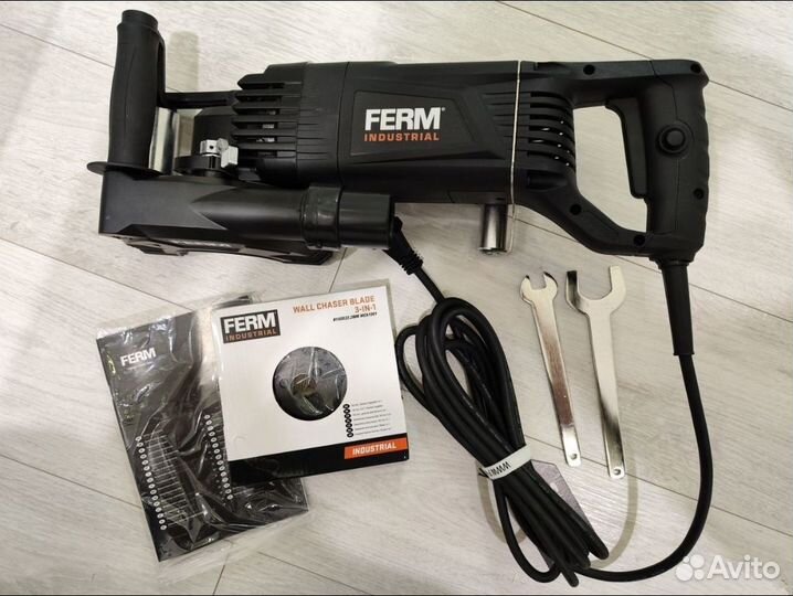 Сетевой штроборез Ferm Industrial WCM1001P Новый