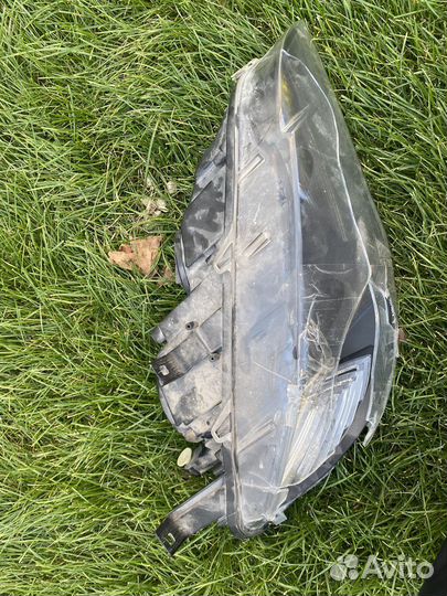 Правая фара на BMW x6