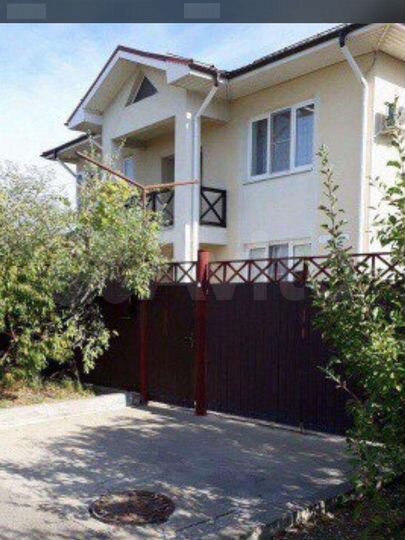 Дом 126 м² на участке 8 сот.