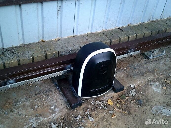 Автоматика для откатных ворот (привод)