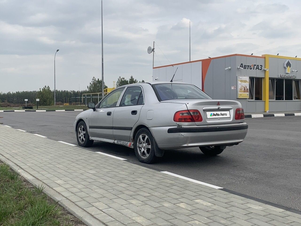 Mitsubishi Carisma: фото владельца