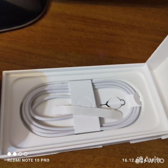 iPhone 16 Pro, 256 ГБ