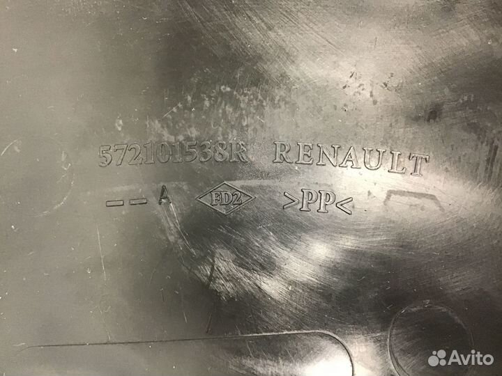 Накладка (кузов наружные) Renault Kaptur 2016