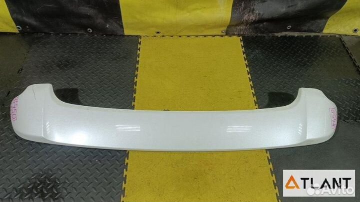 Спойлер задний toyota voxy