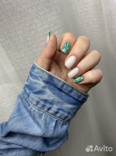 Маникюр, педикюр