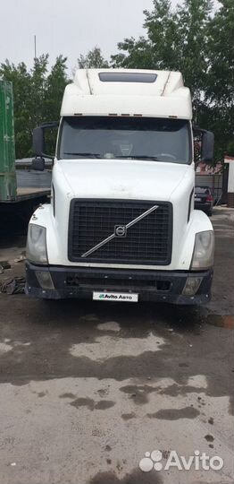 Volvo VNL 780, 2003