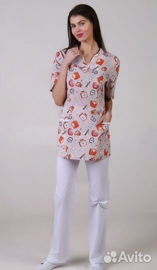 Медицинский костюм женский