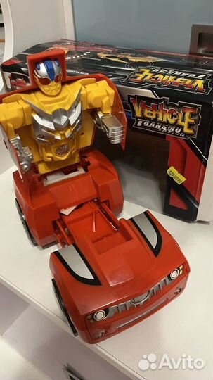 Машинка трансформер на батарейках