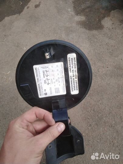 Astra h лючек бензобака