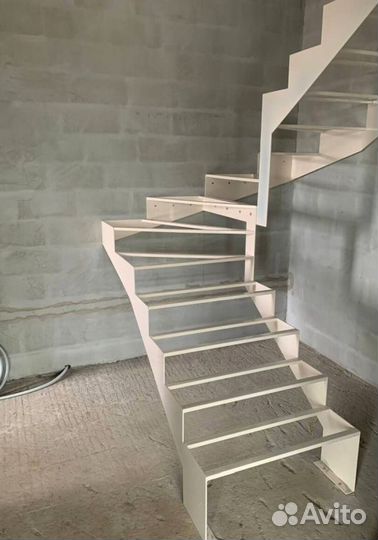 Лестничный каркас под ключ