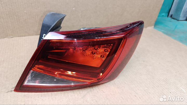 Фонарь задний правый Seat Leon