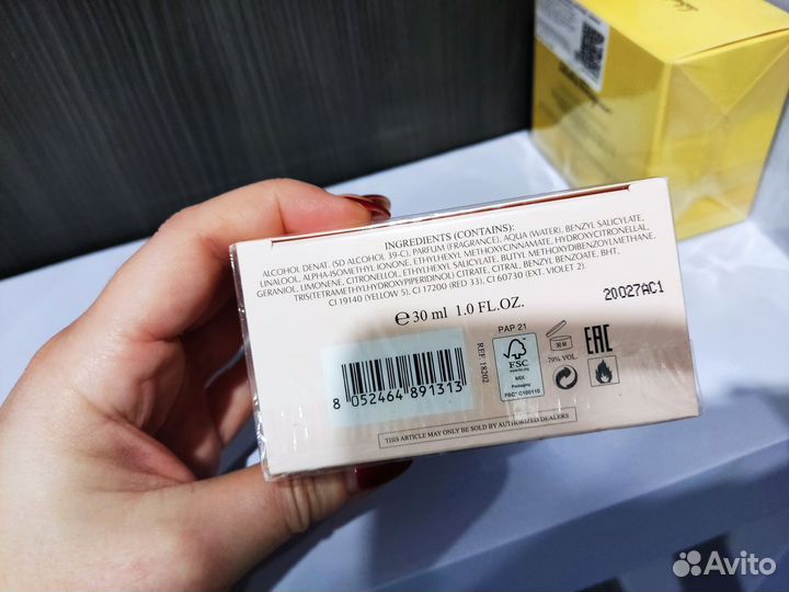 Salvatore ferragamo Signorina 30мл. Новые