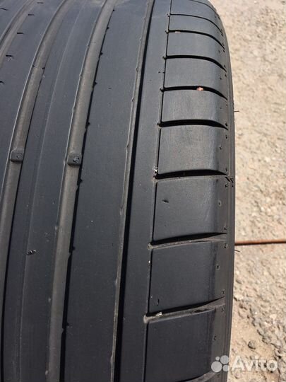 Dunlop SP Sport Maxx GT 275/30 R20