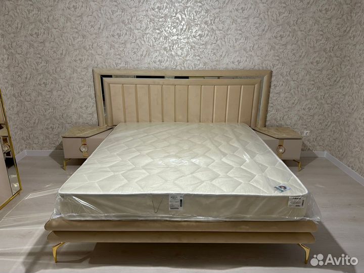 Спальня гарнитур новые