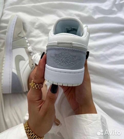 Кроссовки nike air jordan 1