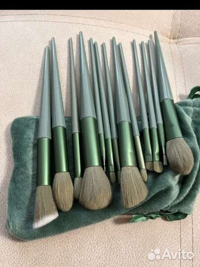 Новый набор кистей для макияжа