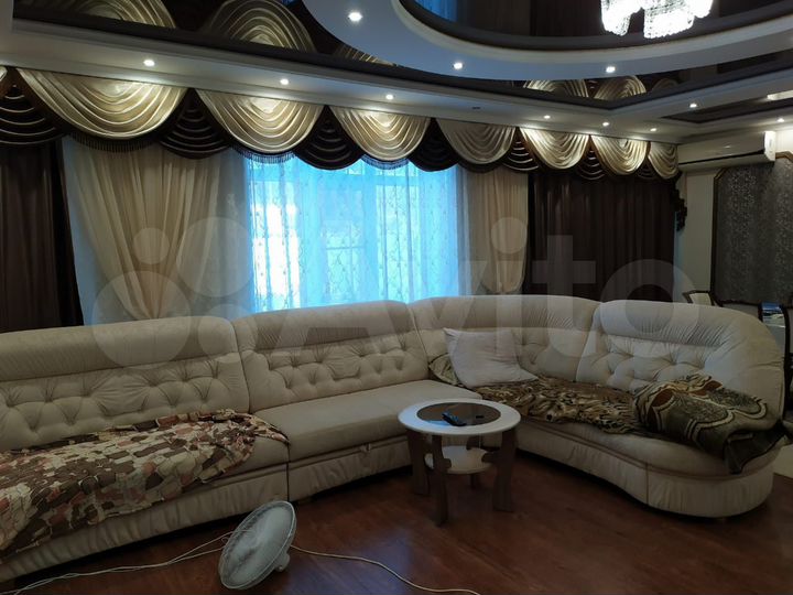 Дом 160 м² на участке 9 сот.