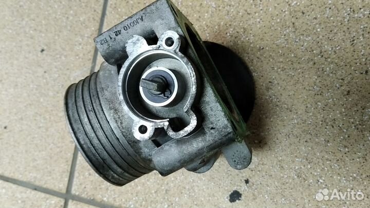 Дроссельная заслонка Вольво s40 1 2.0