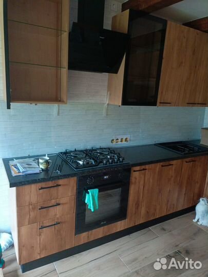 Стеклянный фартук на кухню