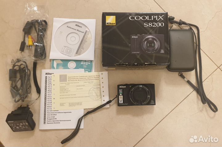 Цифровой фотоаппарат Nikon Coolpix S8200