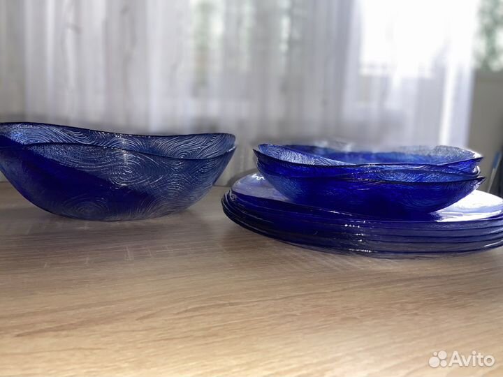 Посуда: тарелки,салатники