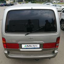 Toyota Hiace 2.4 MT, 2003, 239 000 км, с пробегом, цена 915 000 руб.