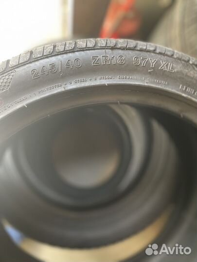 Accelera PHI 245/40 R18 и 265/35 R18 97Y