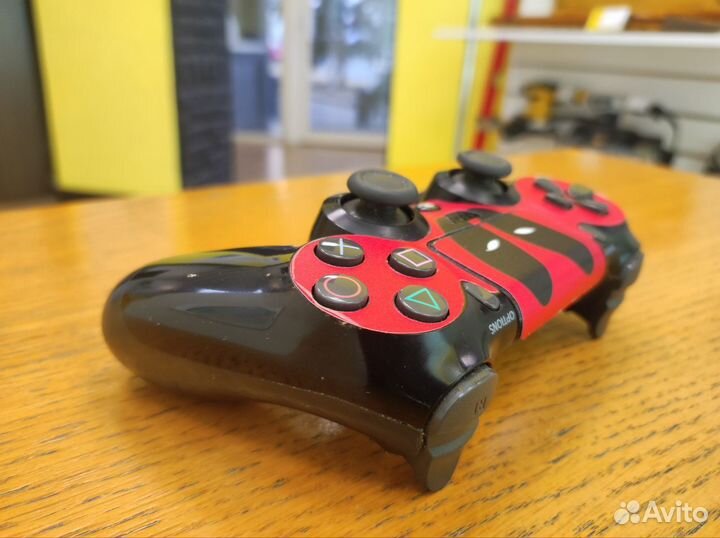 Геймпад беспроводной PlayStation DualShock 4