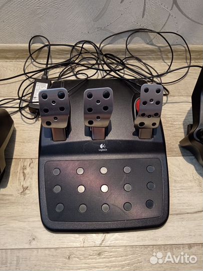 Игровой руль logitech g27