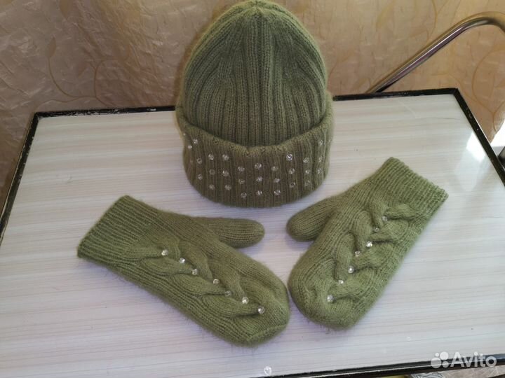 Вязаные женские изделия ручной работы