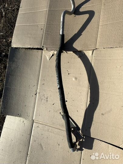 Трубка кондиционера Mitsubishi Pajero Sport 1