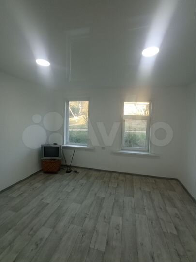 Дом 38 м² на участке 4 сот.