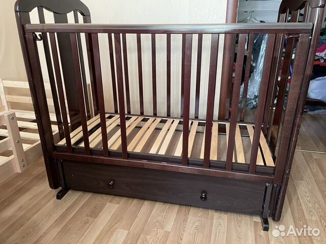 Детская кровать с поперечным маятником +матрас