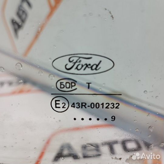 Стекло двери заднее левое Ford Focus