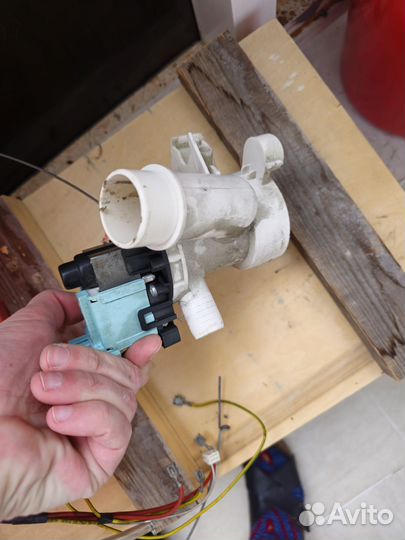 Насос стиральной машины Candy GC4 1061 D