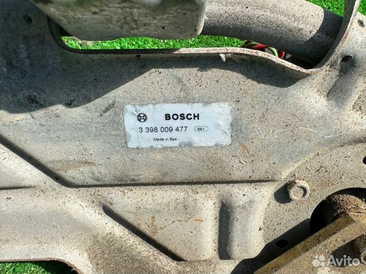 Механизм стеклоочистителя (трапеция дворников)