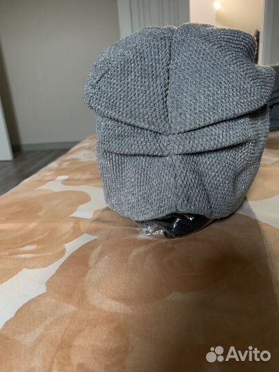 Зимняя шапка и шарф