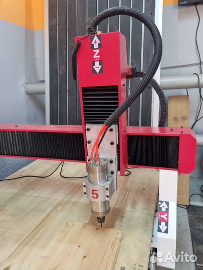 Фрезерно-гравировальный станок с чпу DeKart 9015D