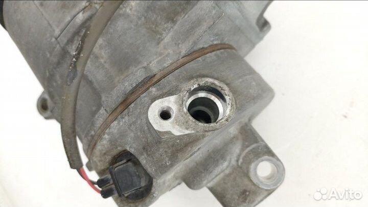 Компрессор кондиционера Toyota Crown Majesta